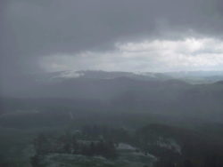 Durch das schneereiche Wetter bot uns der Gipfel leider nicht den erhofften Ausblick.